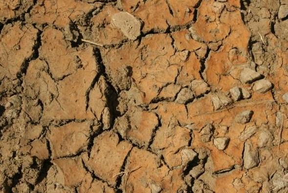 建設(shè)農(nóng)田土壤遠(yuǎn)程墑情監(jiān)測系統(tǒng)有什么用？